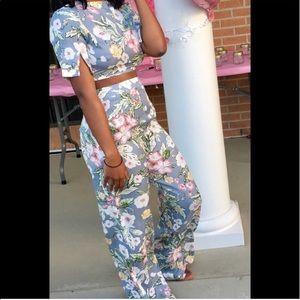 Floral co ord set. Reposhed. Not me in picture!!!